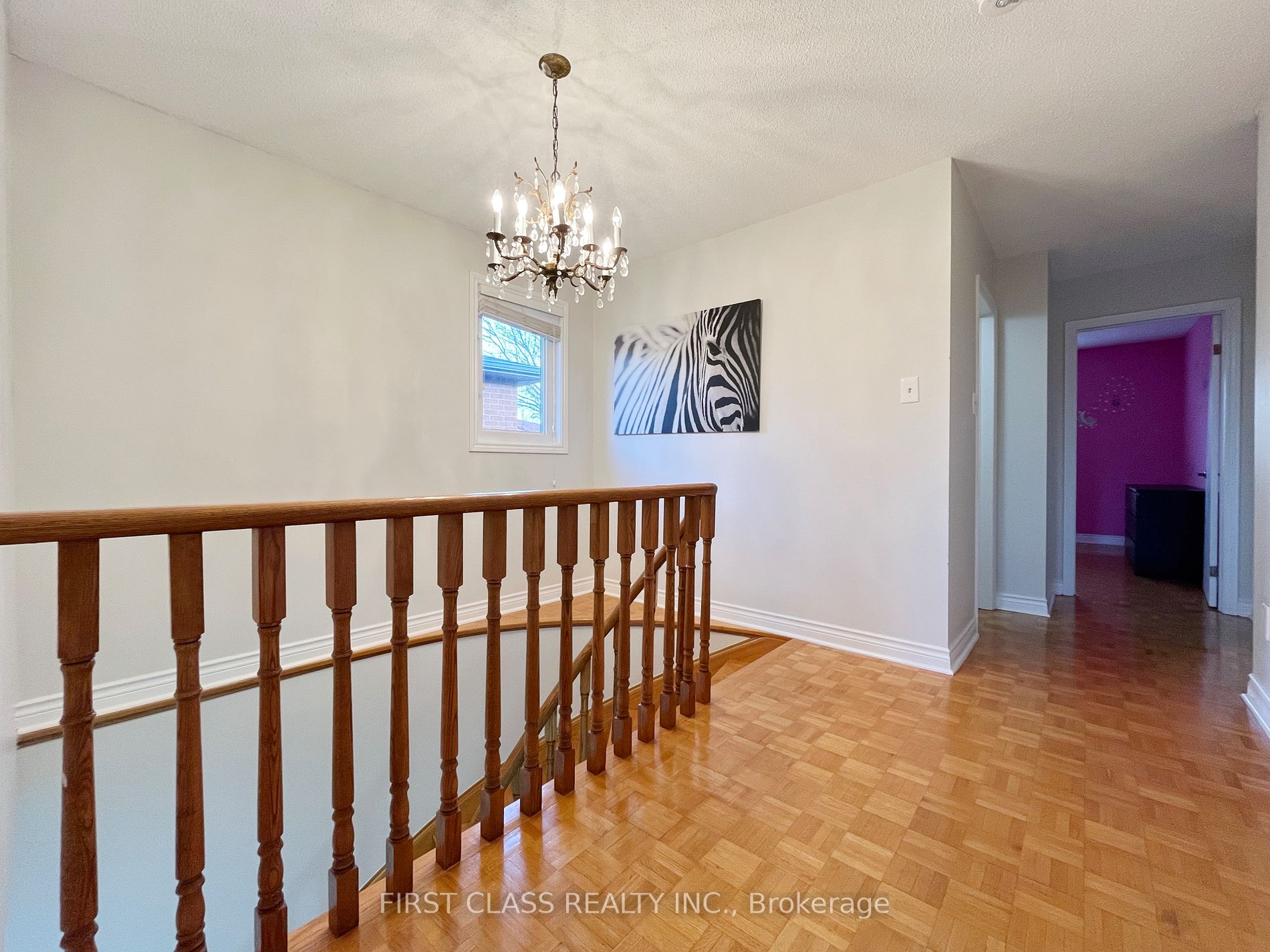 147 Adrianno Cres, #Upper