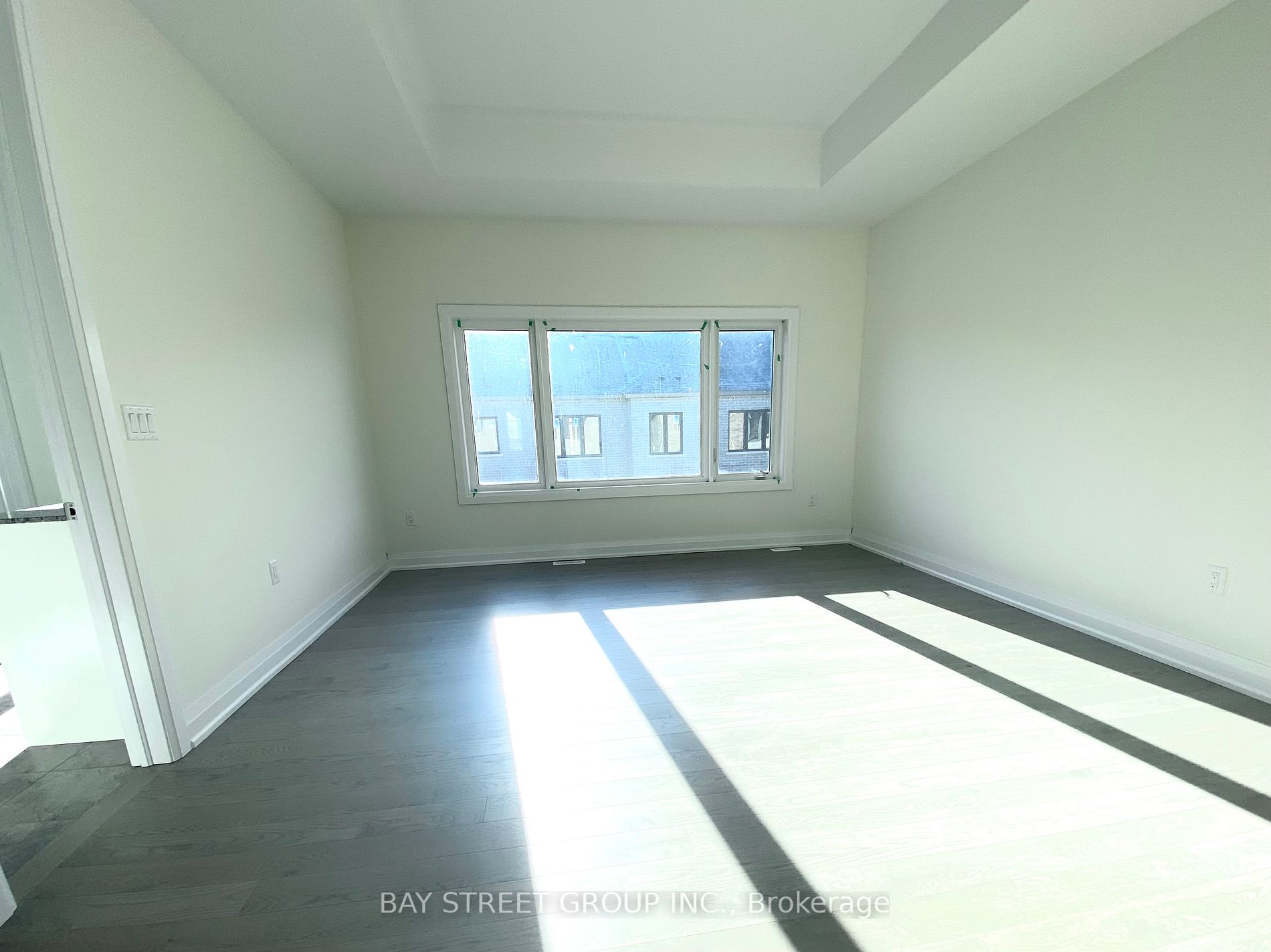 97 Halldorson Ave