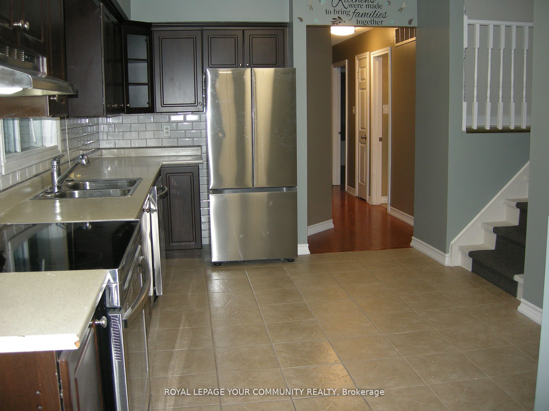 407 Parkwood Ave