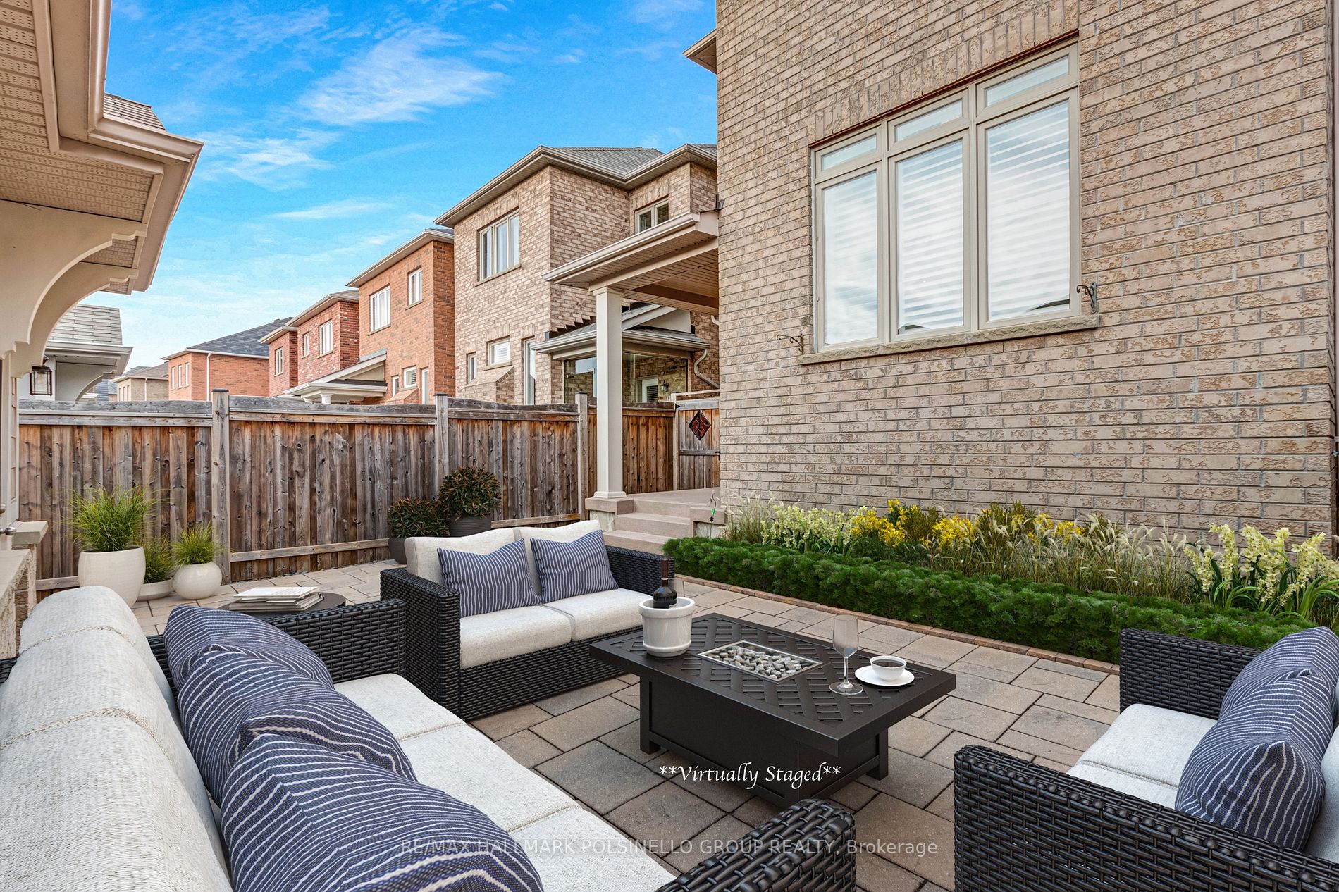 241 Paradelle Dr