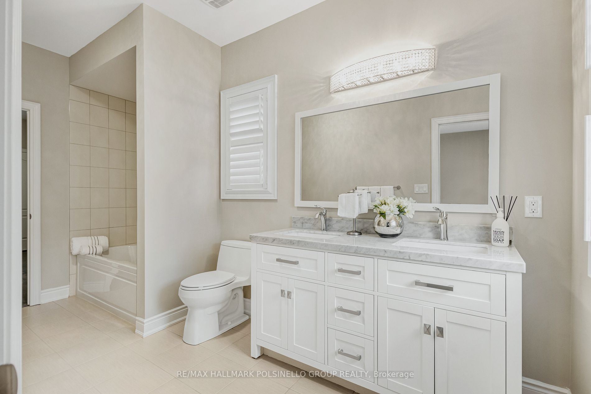 241 Paradelle Dr