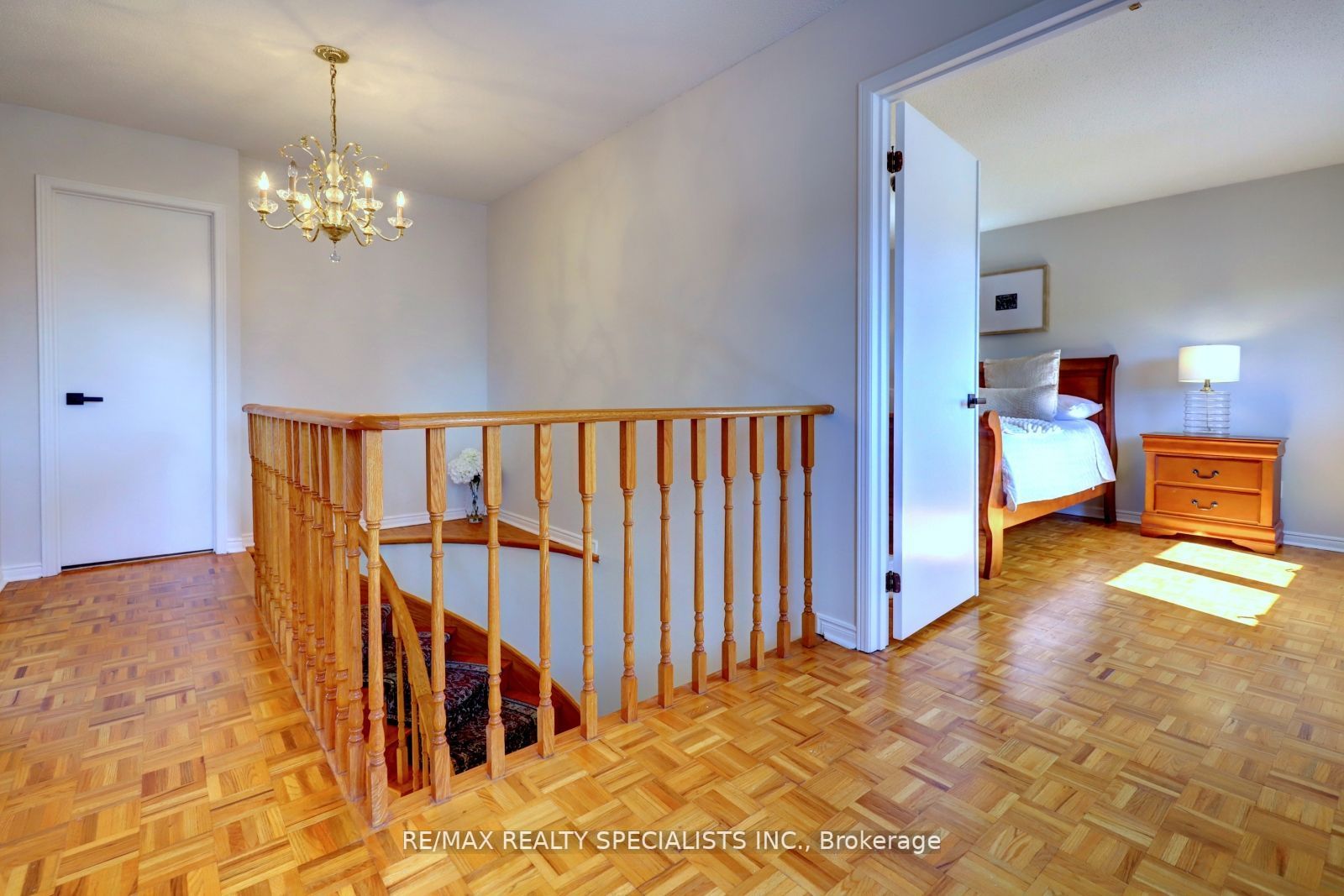 34 Brillinger St