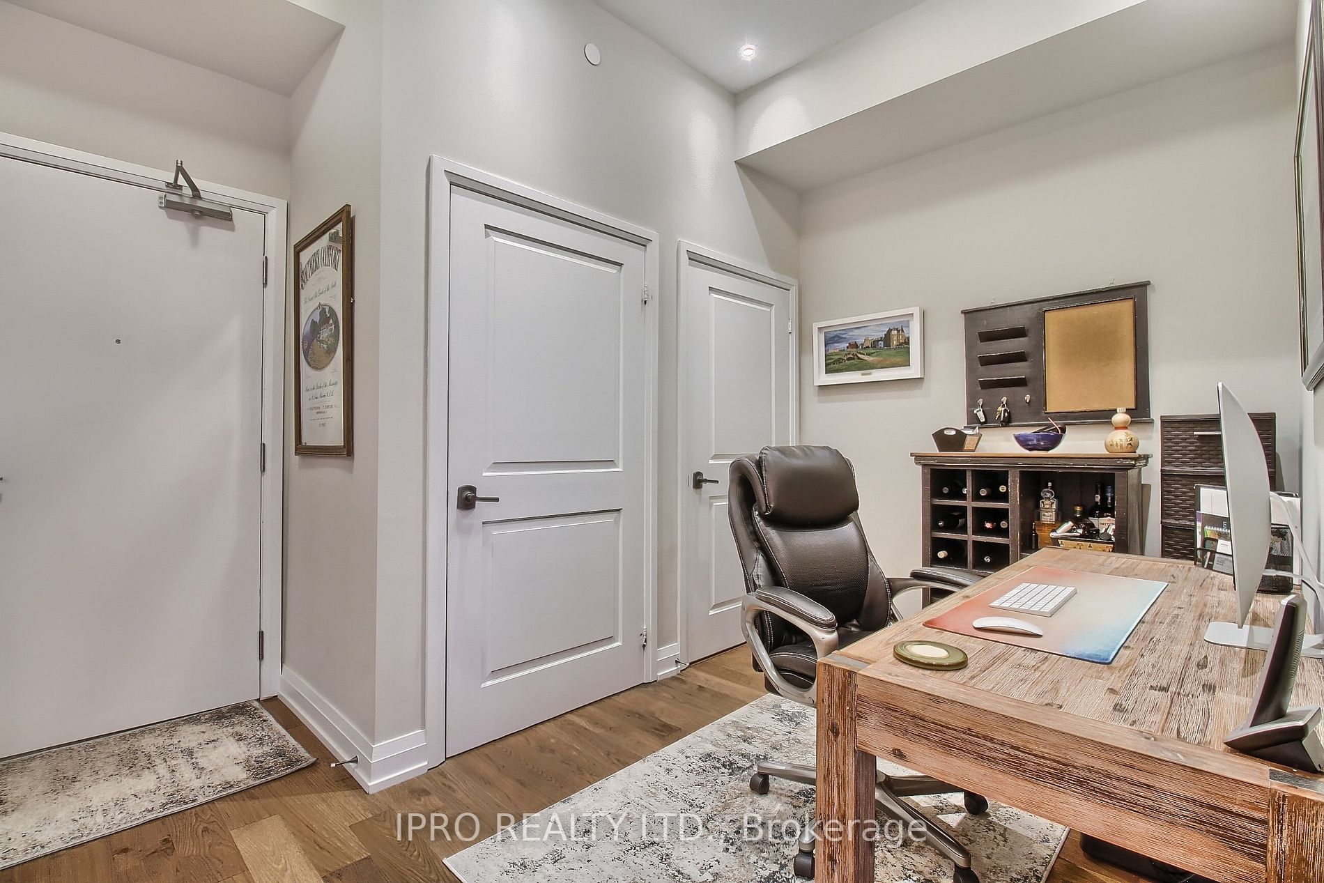 555 William Graham Dr, #441