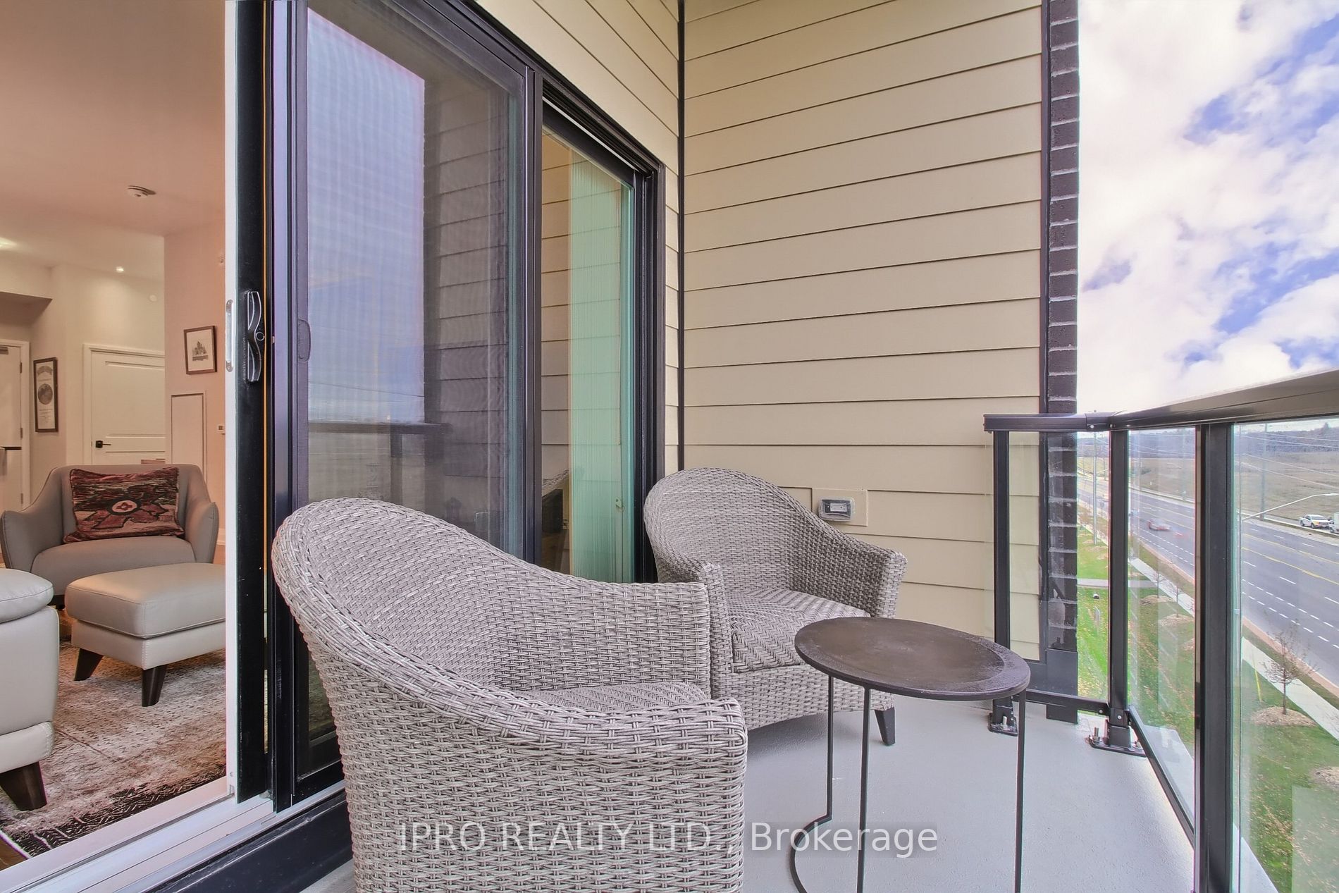 555 William Graham Dr, #441