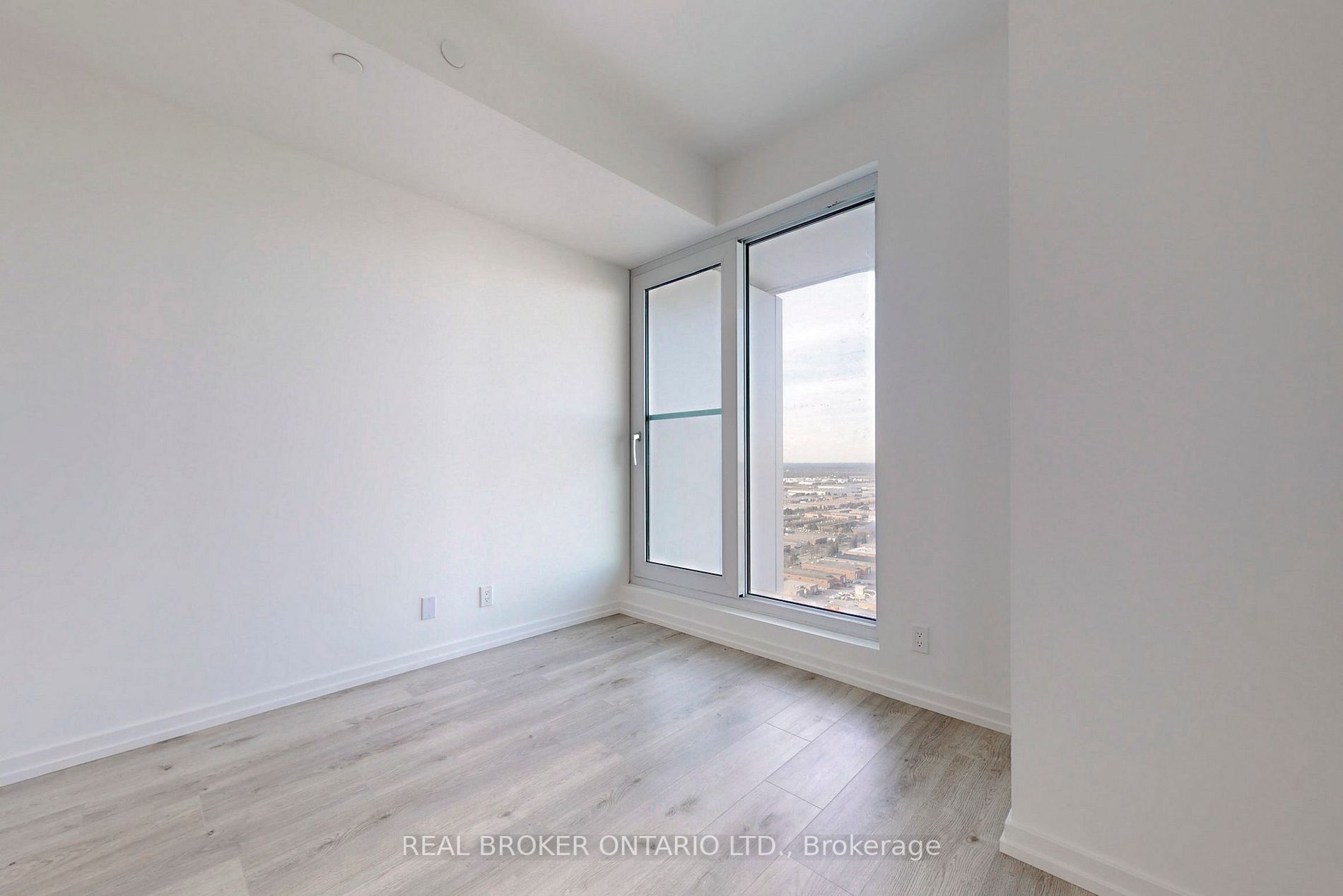 1000 Portage Pkwy, #3312