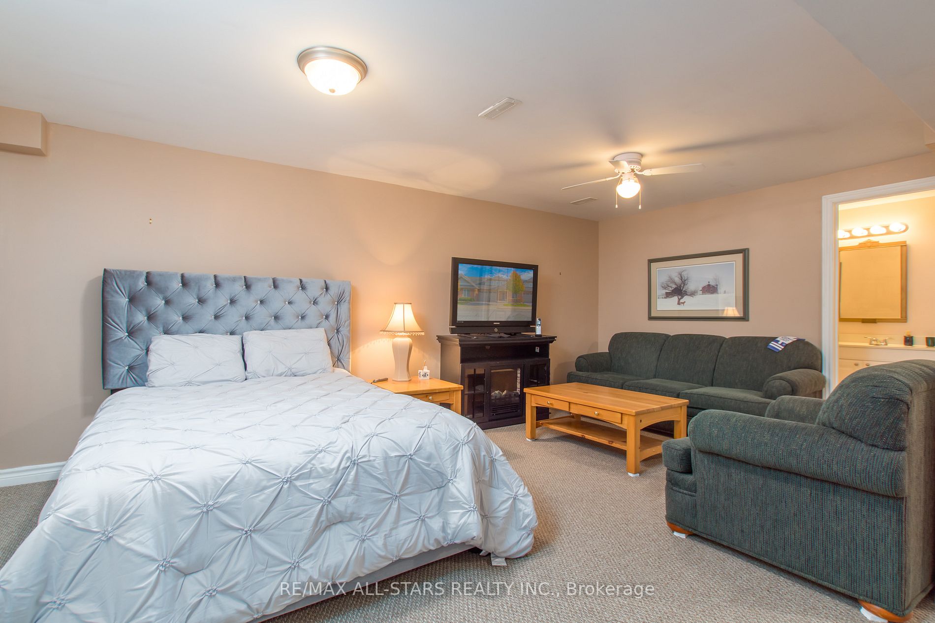 3 Sanctuary Way, #322