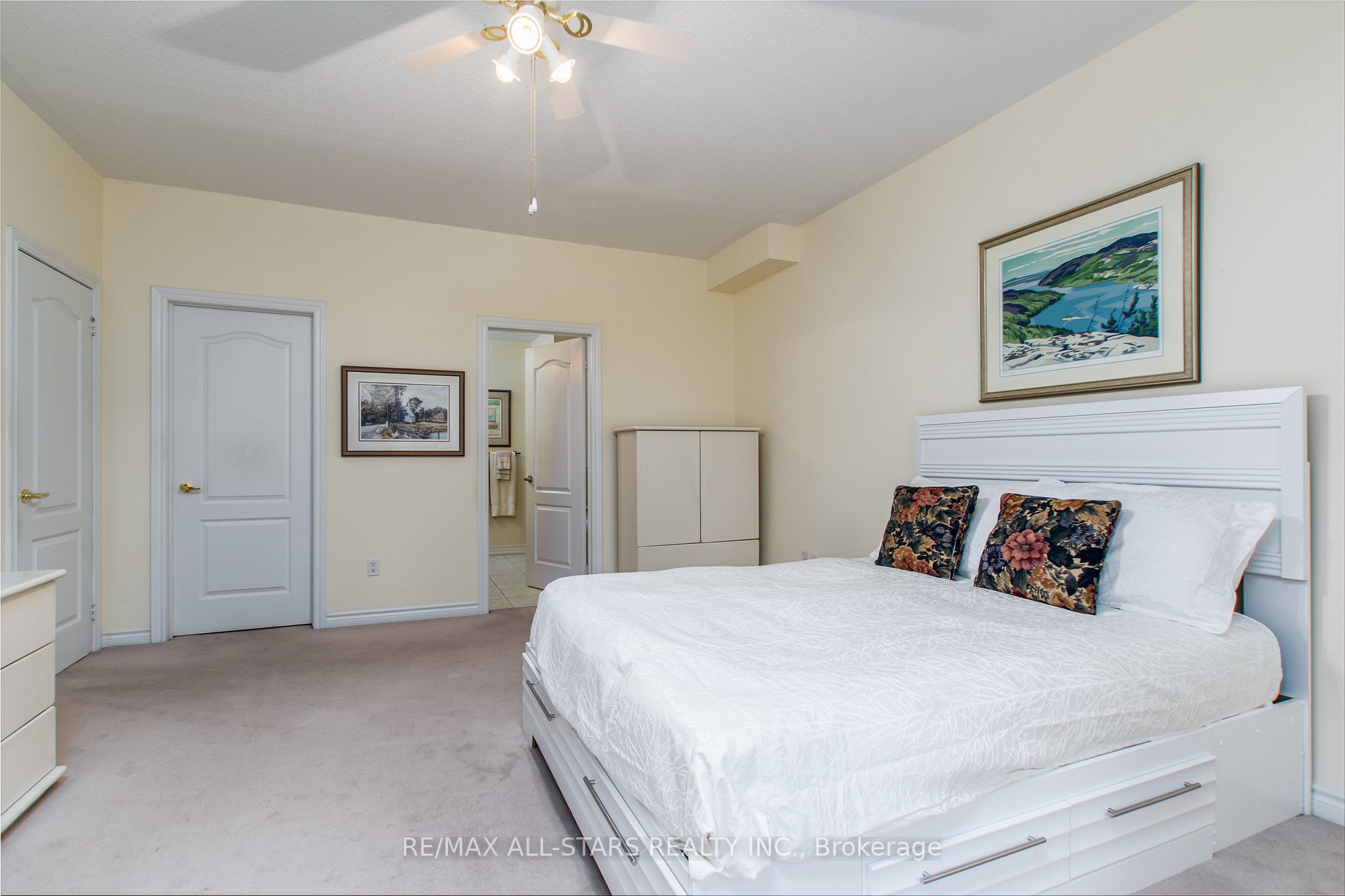 3 Sanctuary Way, #322