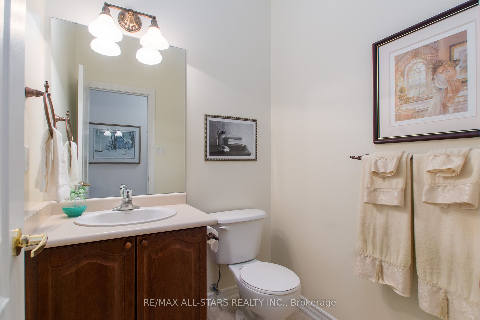 3 Sanctuary Way, #322