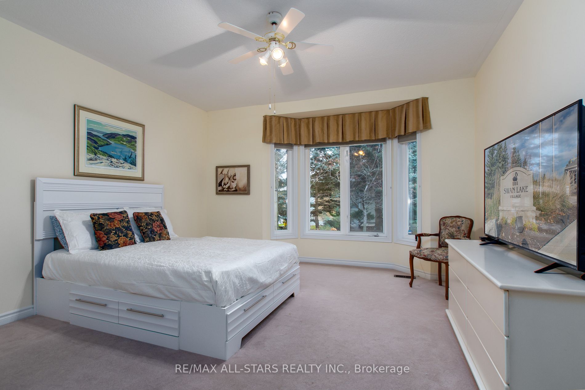 3 Sanctuary Way, #322