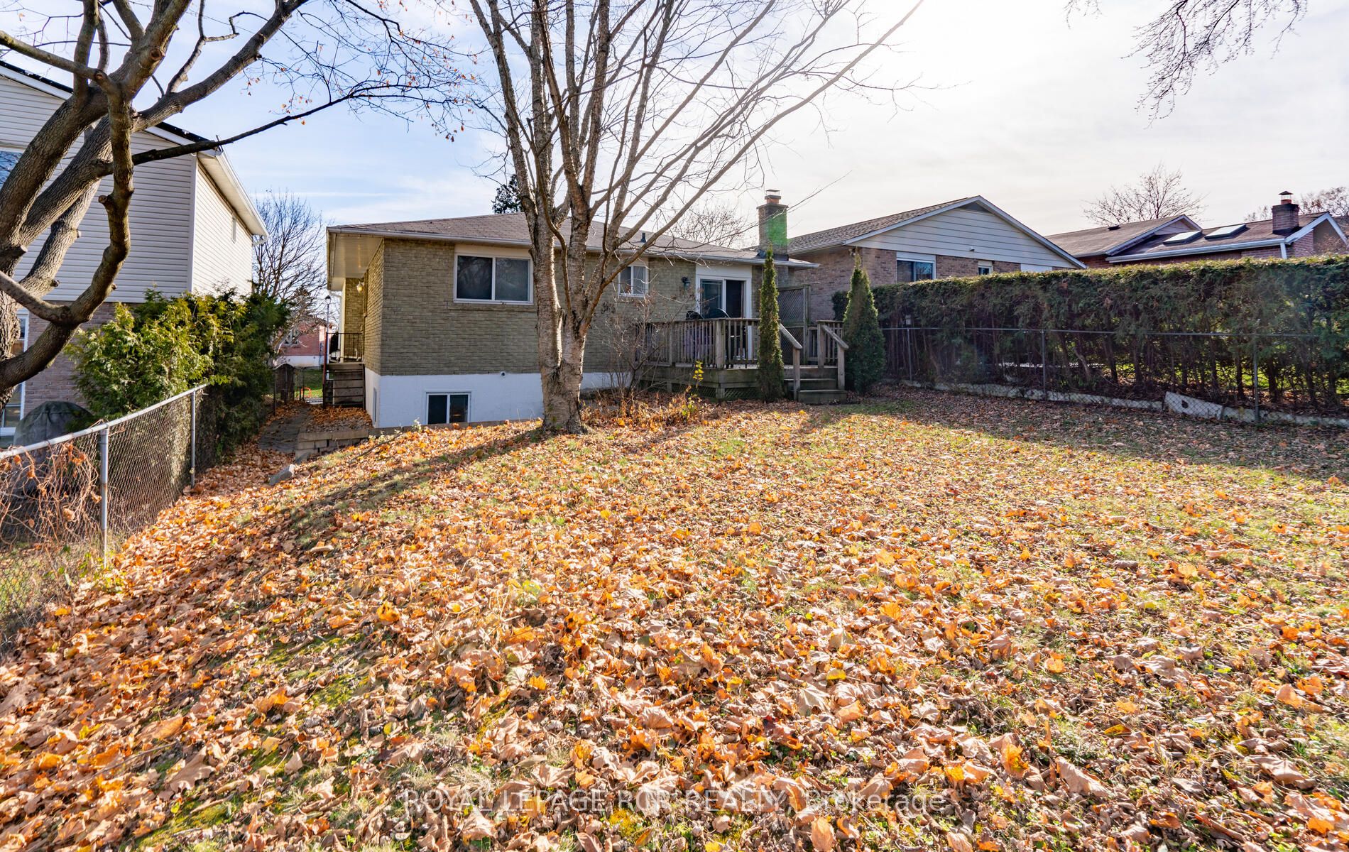 277 Currey Cres