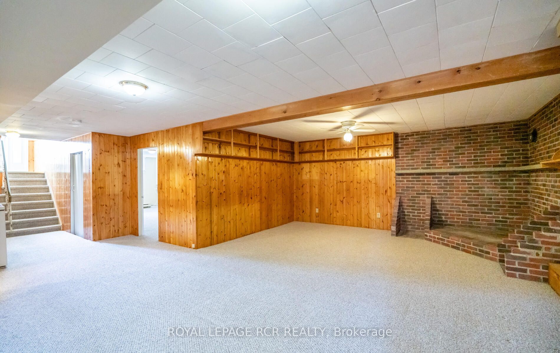 277 Currey Cres