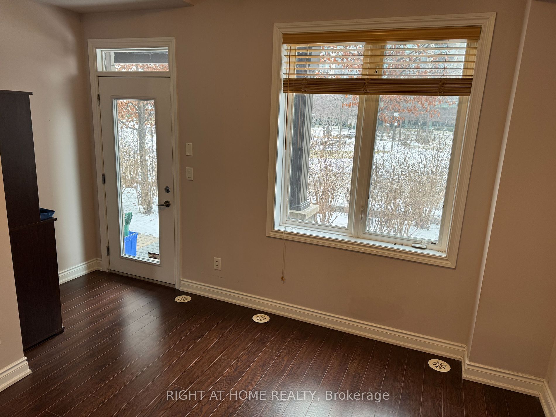 241 South Park Road, #Th13