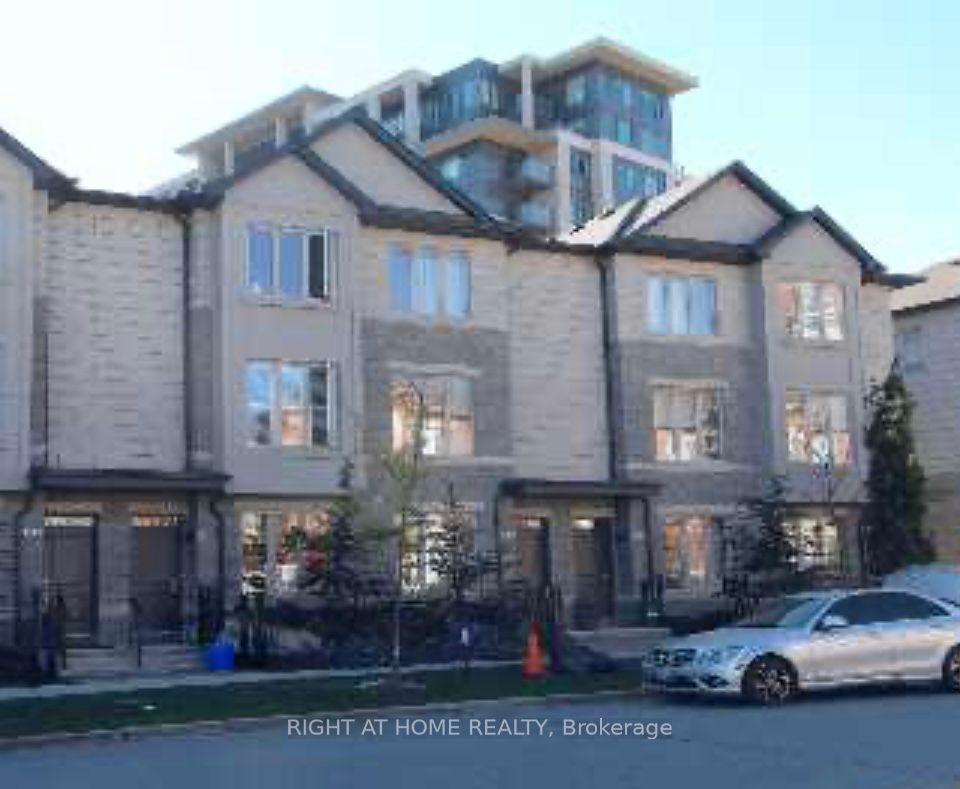 241 South Park Road, #Th13