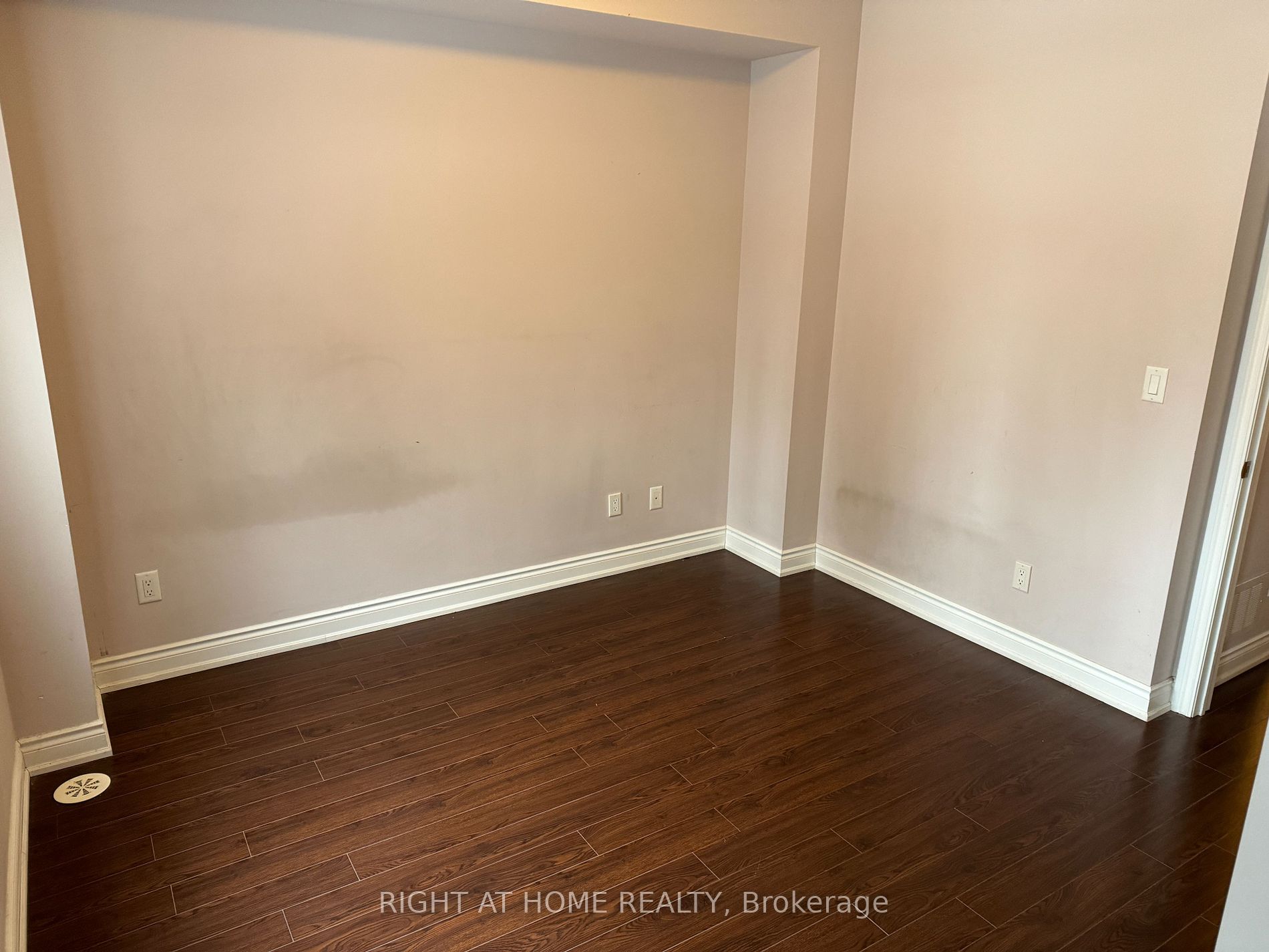 241 South Park Road, #Th13