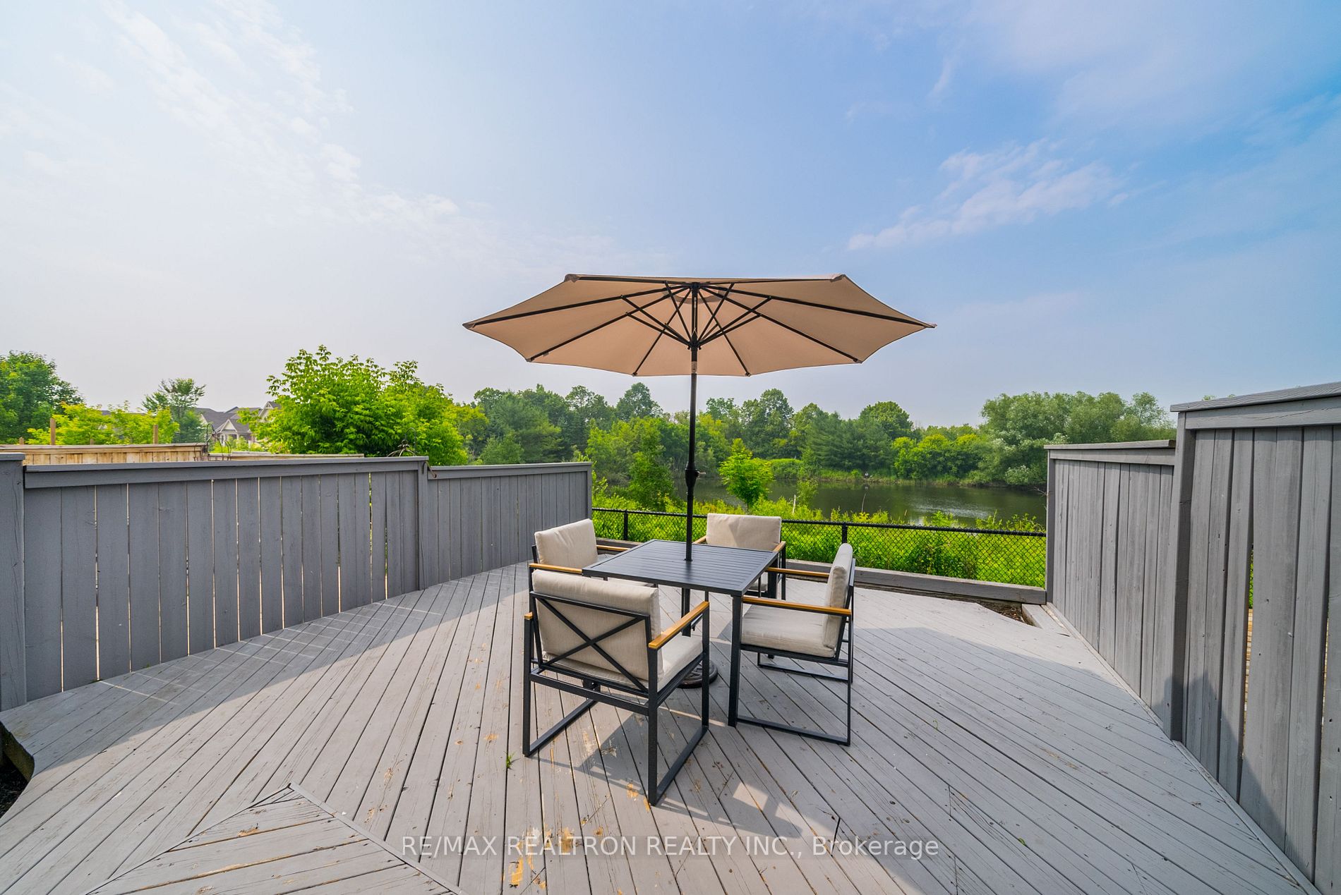 19 Lodestone Lane