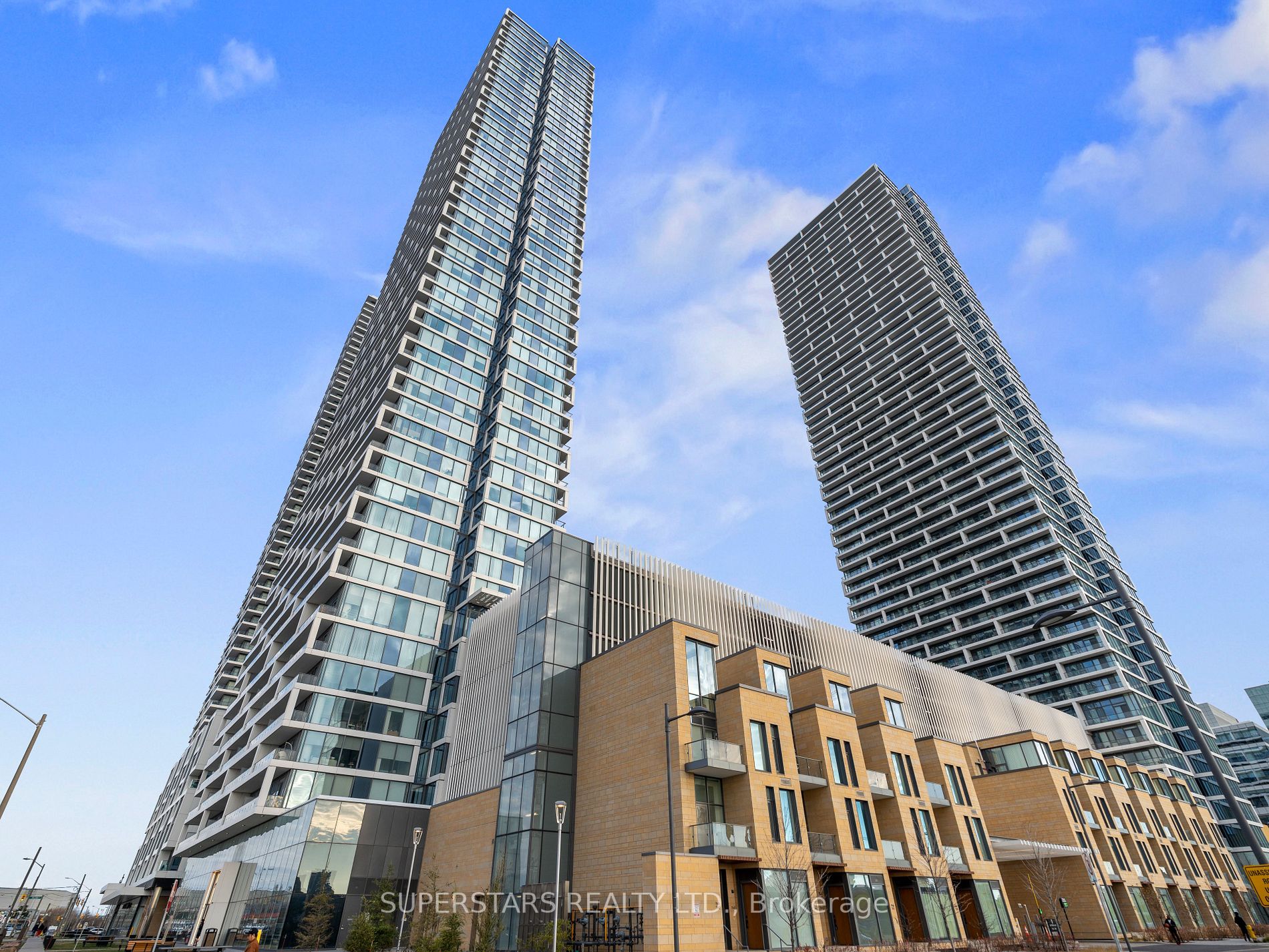 898 Portage Pkwy, #6101