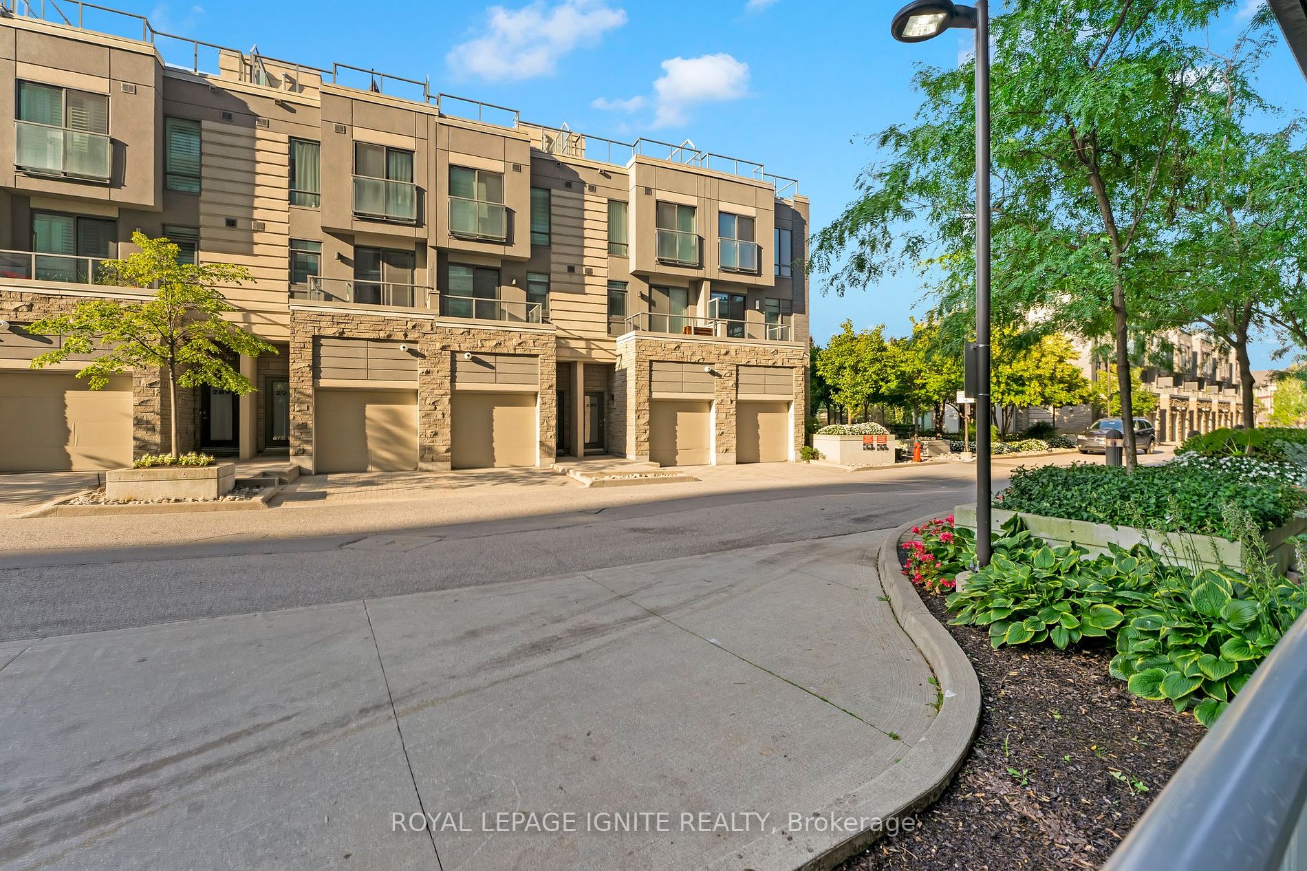 277 South Park Rd, #102