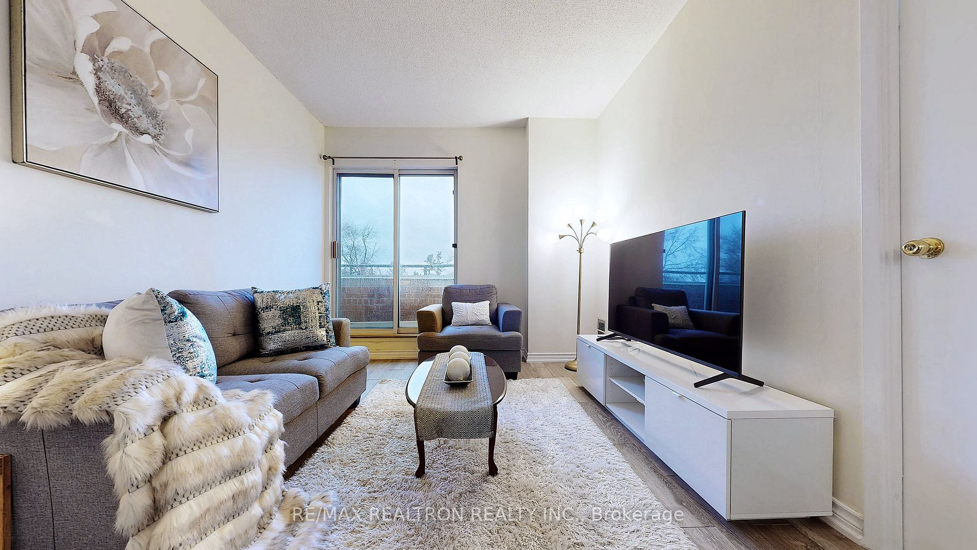 9 Chalmers Rd, #Ph4