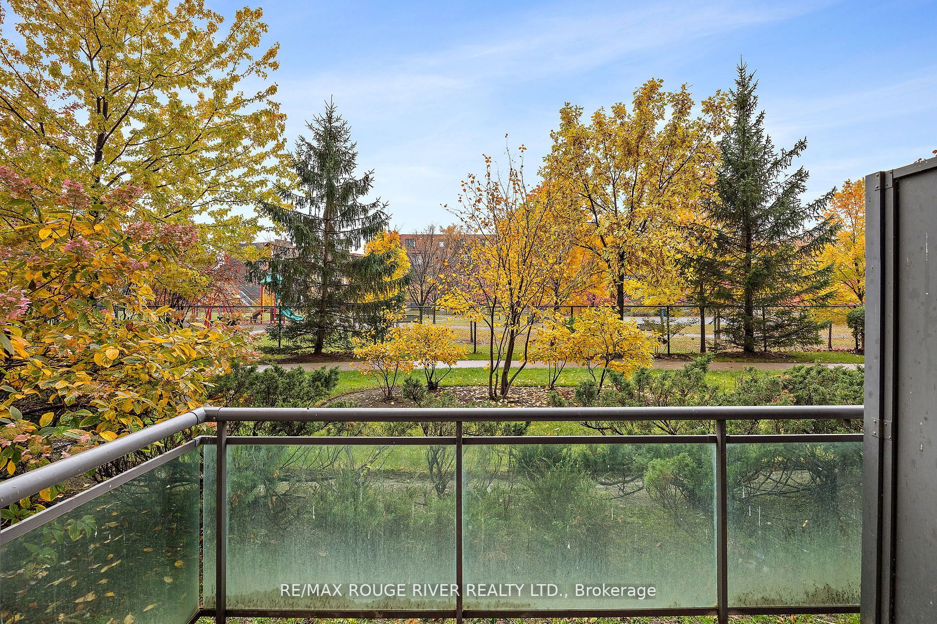 350 Red Maple Rd, #101