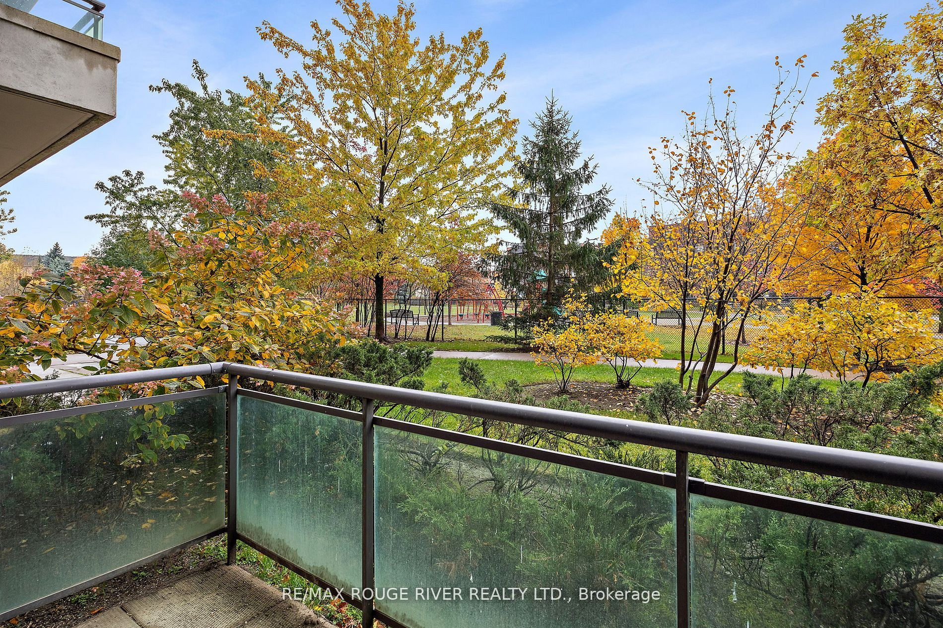 350 Red Maple Rd, #101