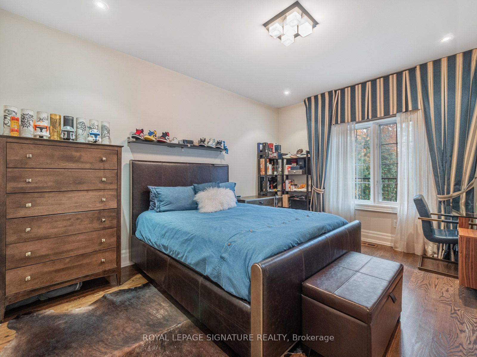 51 Renaissance Crt