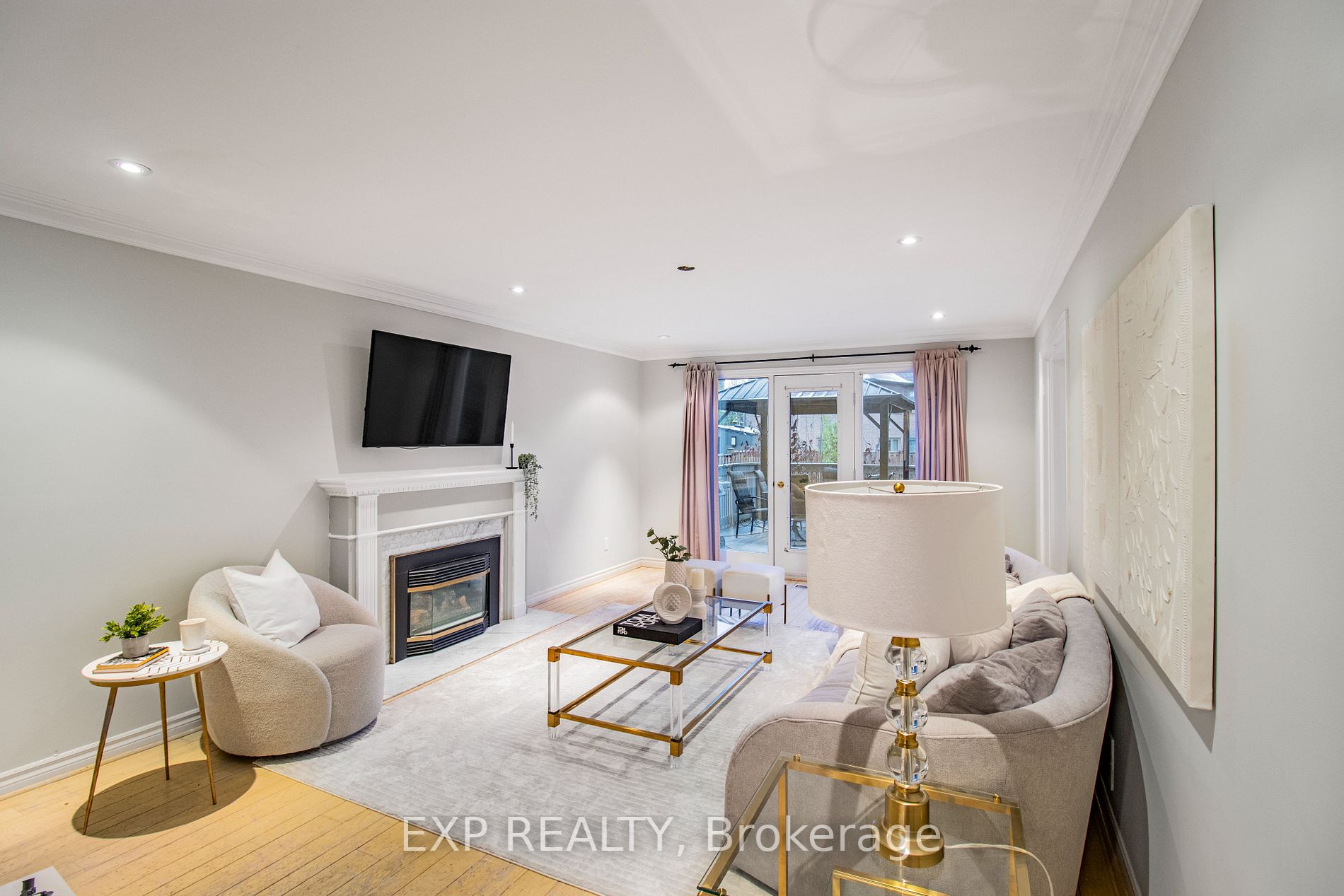 23 Chatsworth Crt