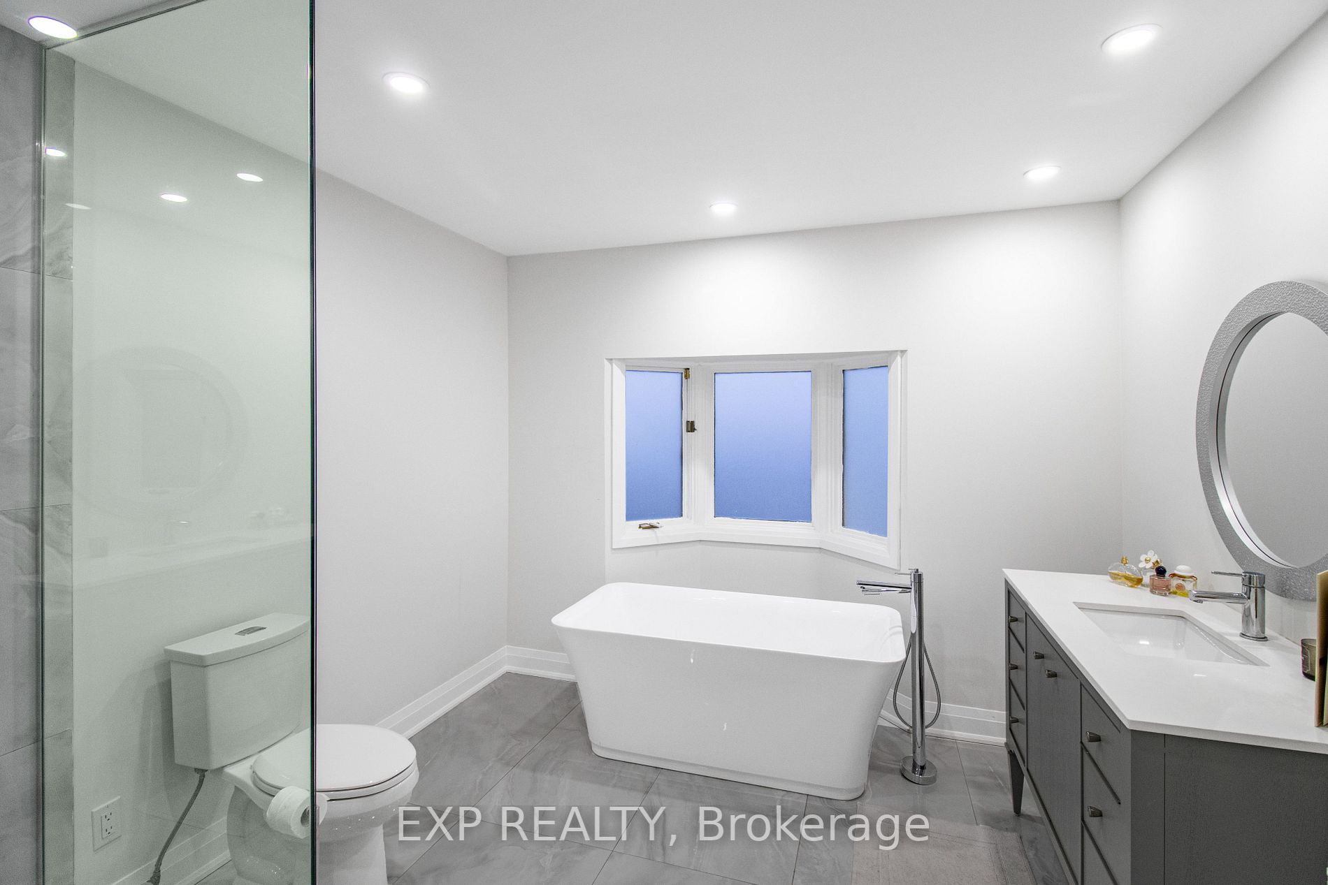 23 Chatsworth Crt