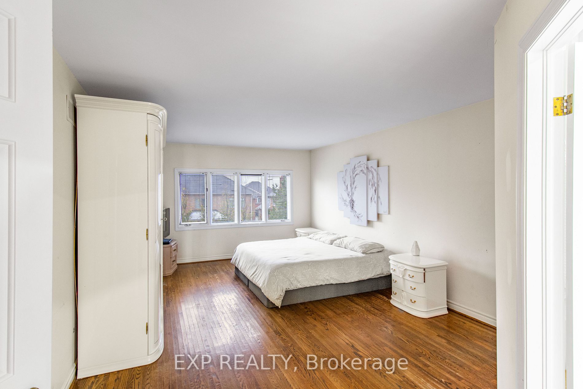 23 Chatsworth Crt