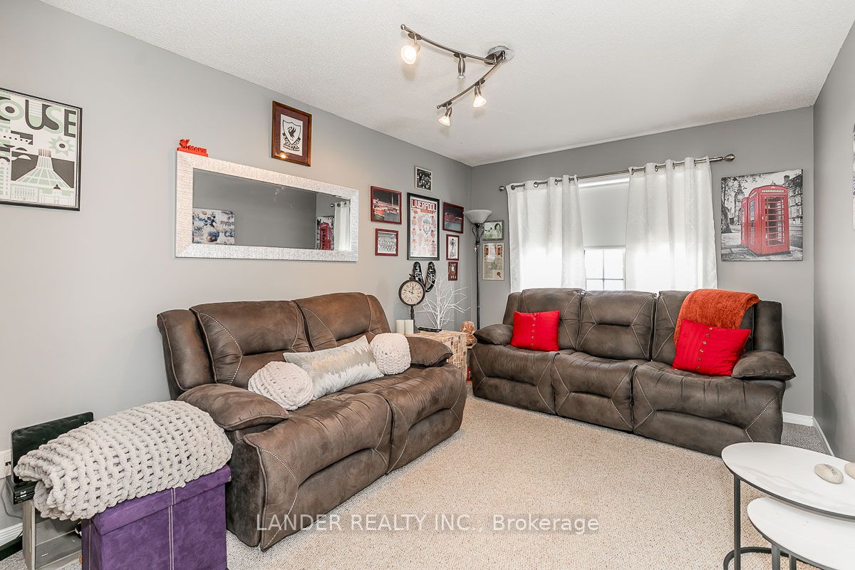 304 Silken Laumann Dr