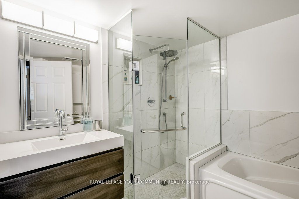 1 Emerald Lane, #Ph204