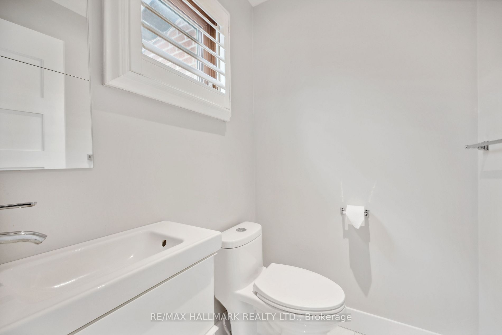 234 Billings Cres