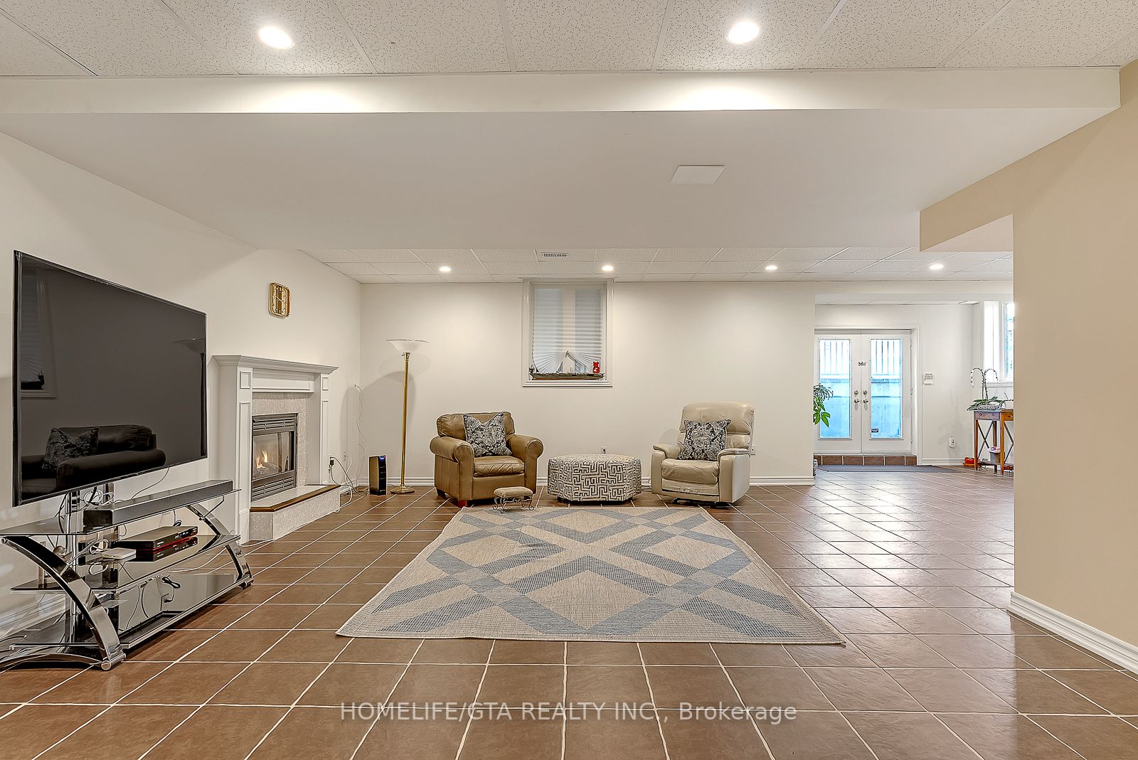 94 Pathlane Rd