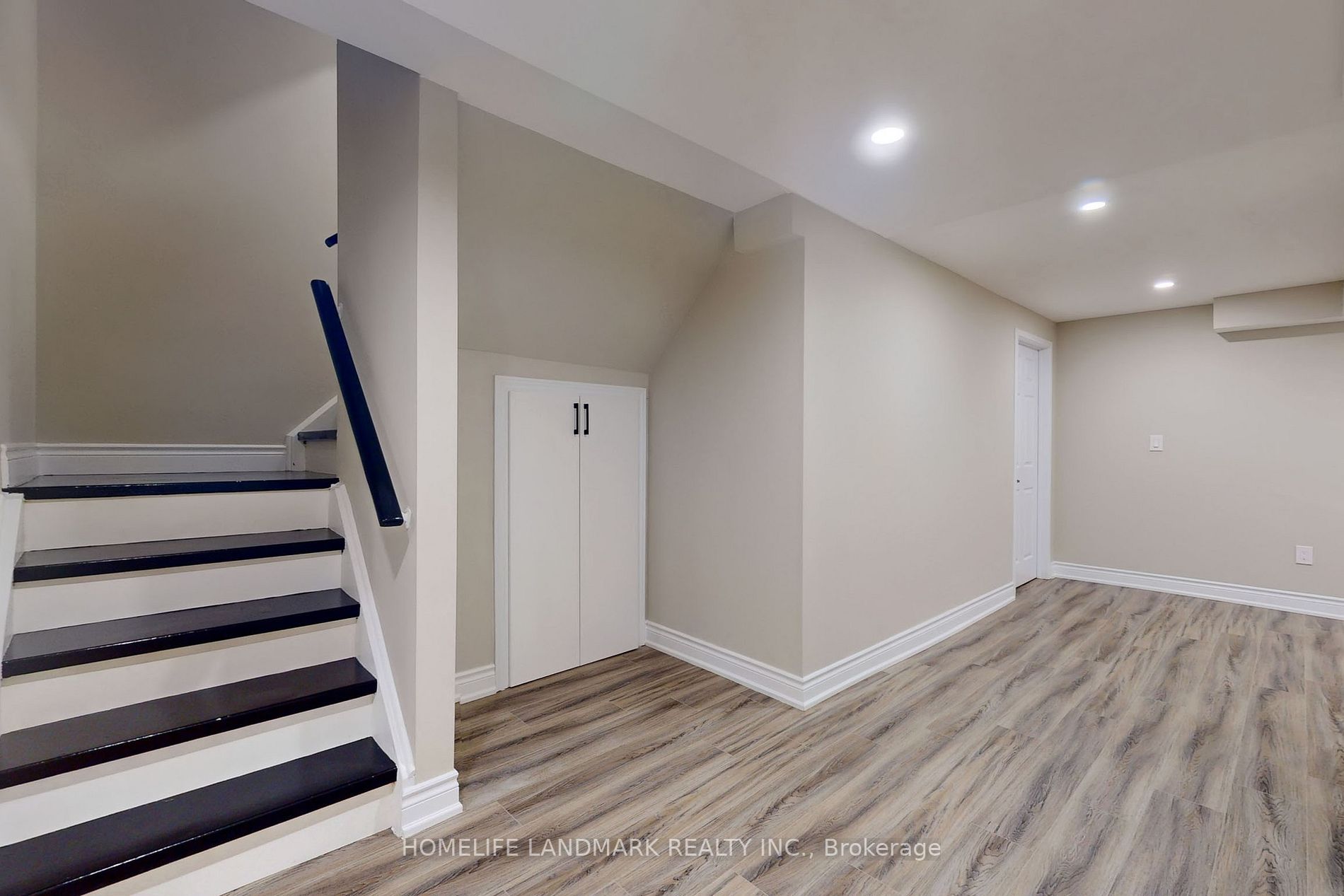 101 Majestic Dr