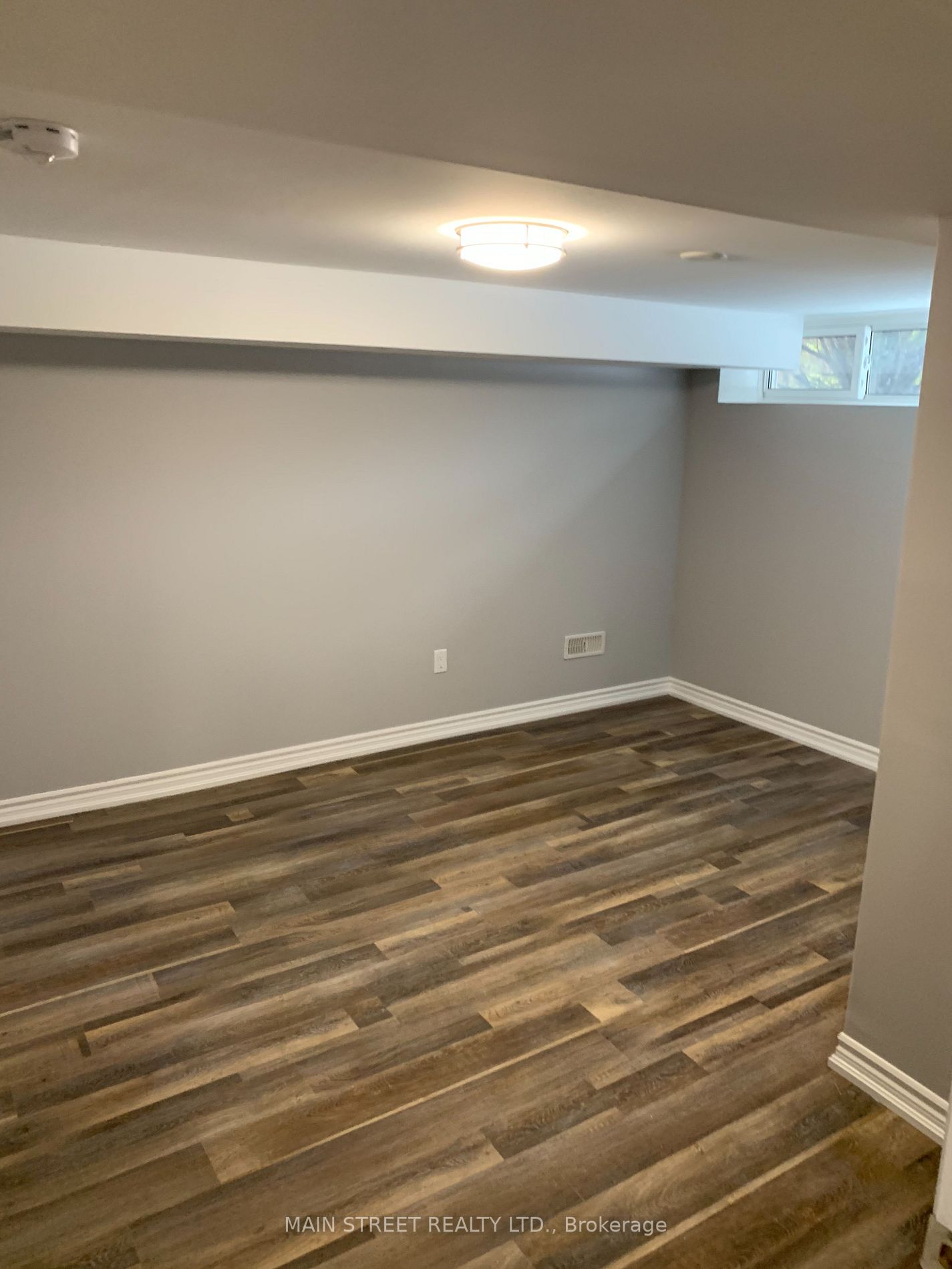 28 Corbett Cres