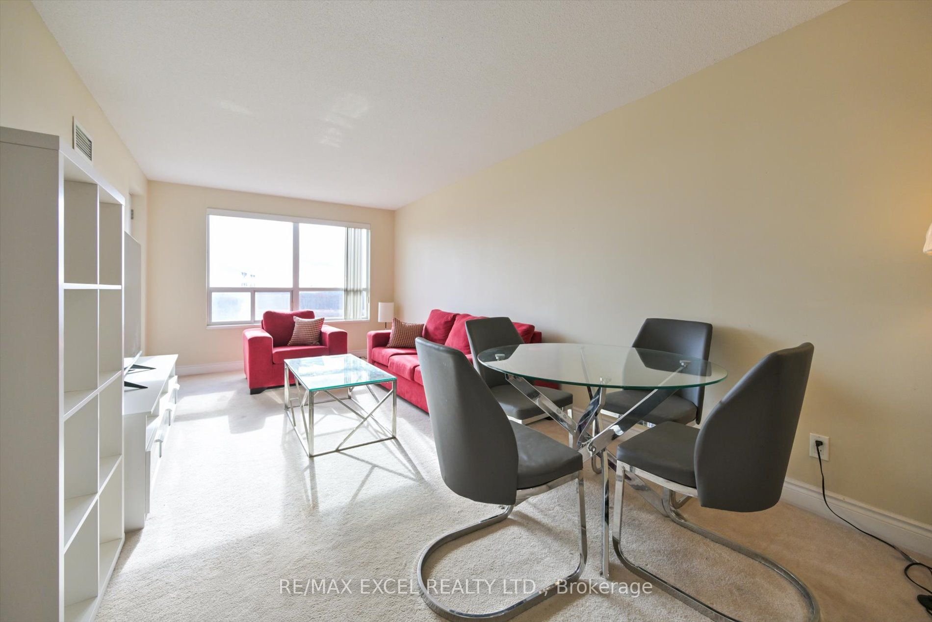 37 Galleria Pkwy, #1011