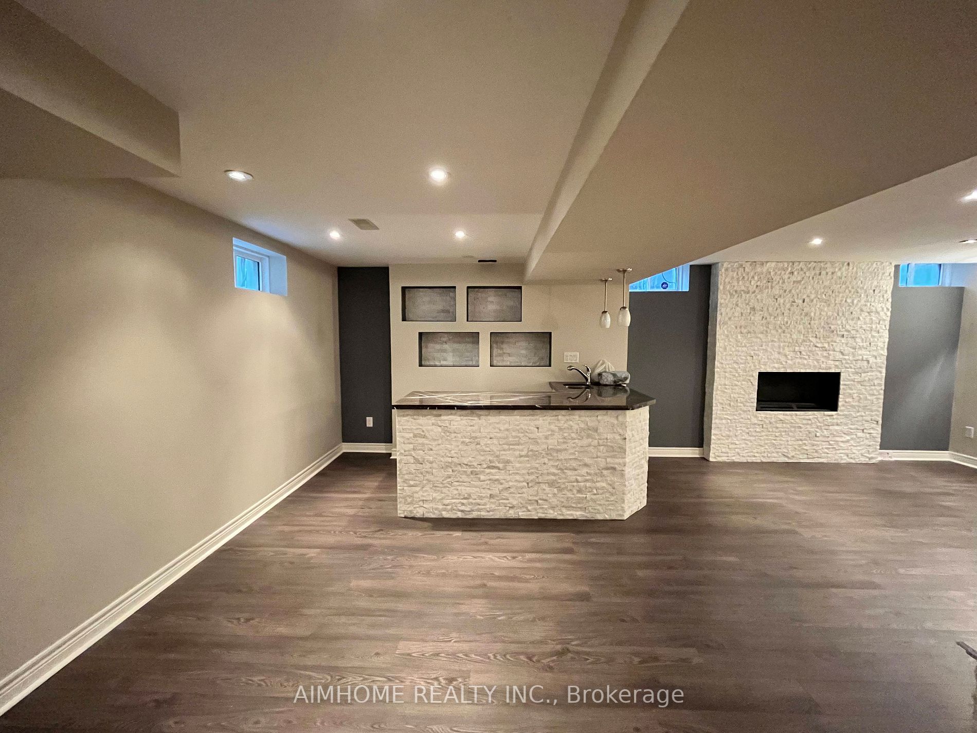 107 Sweet Water Cres