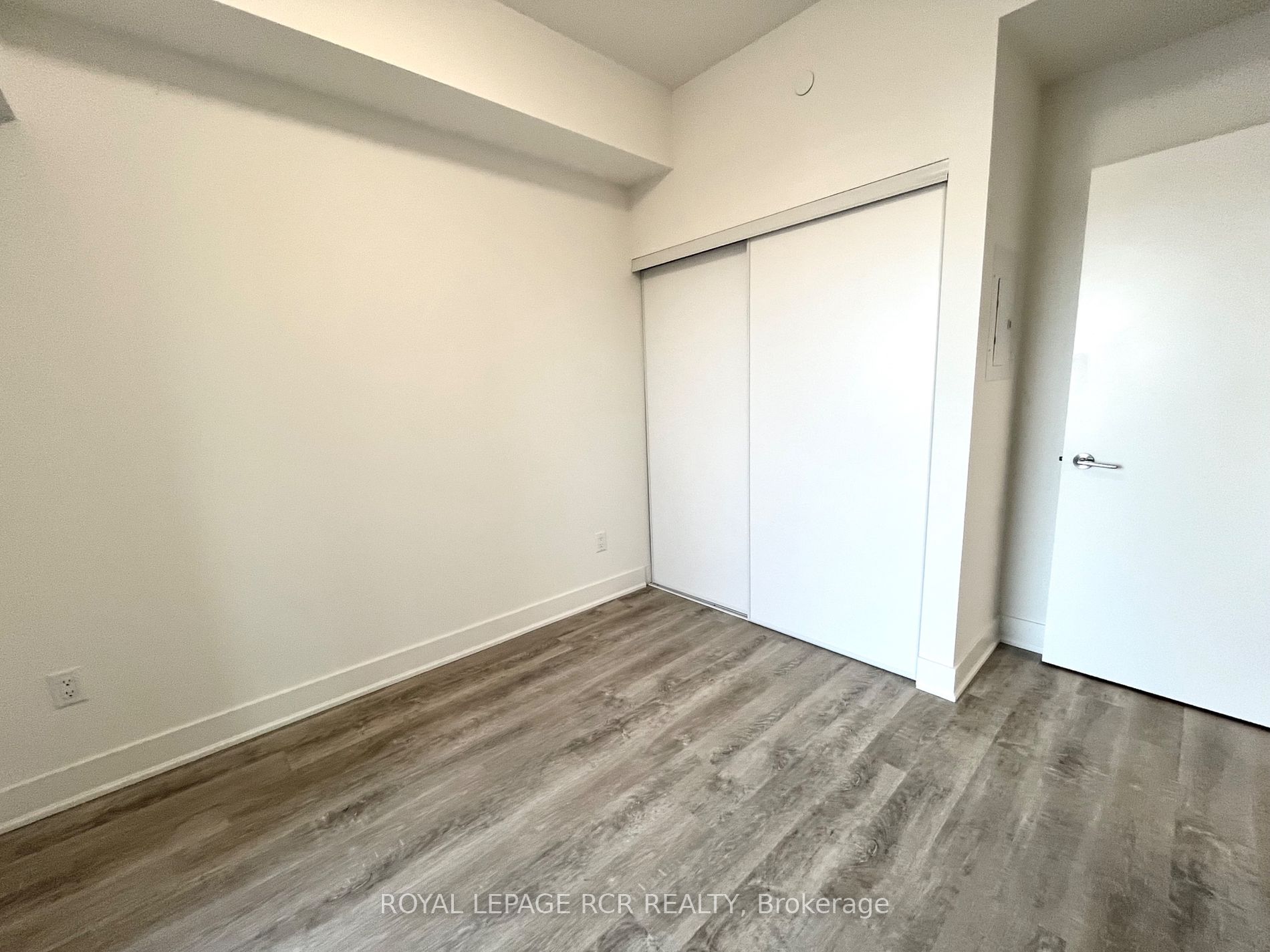 185 Deerfield Road, #018