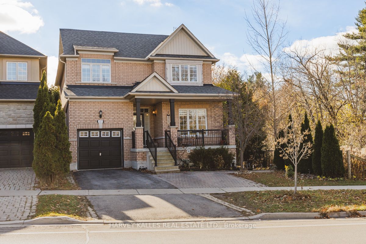 137 Old Colony Rd