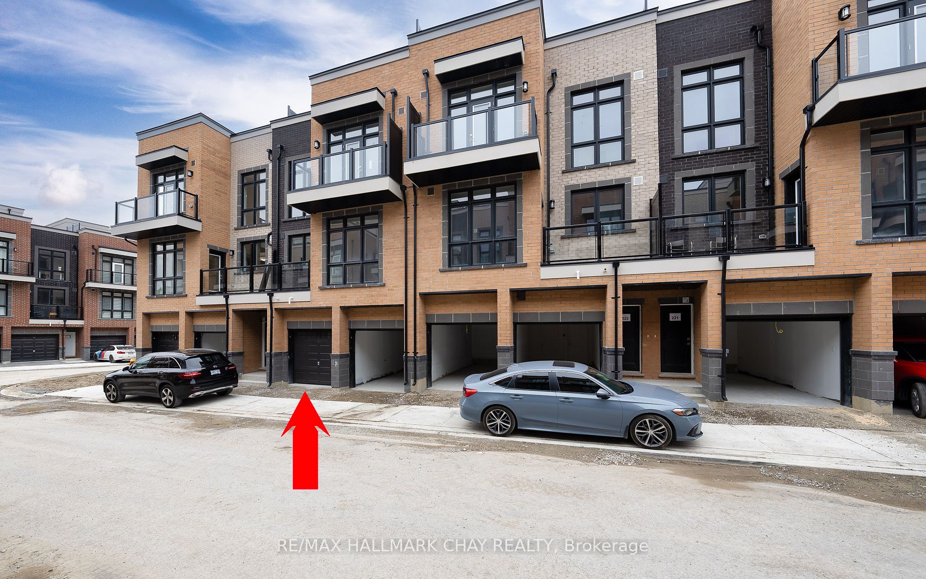 6 Sayers Lane, #16