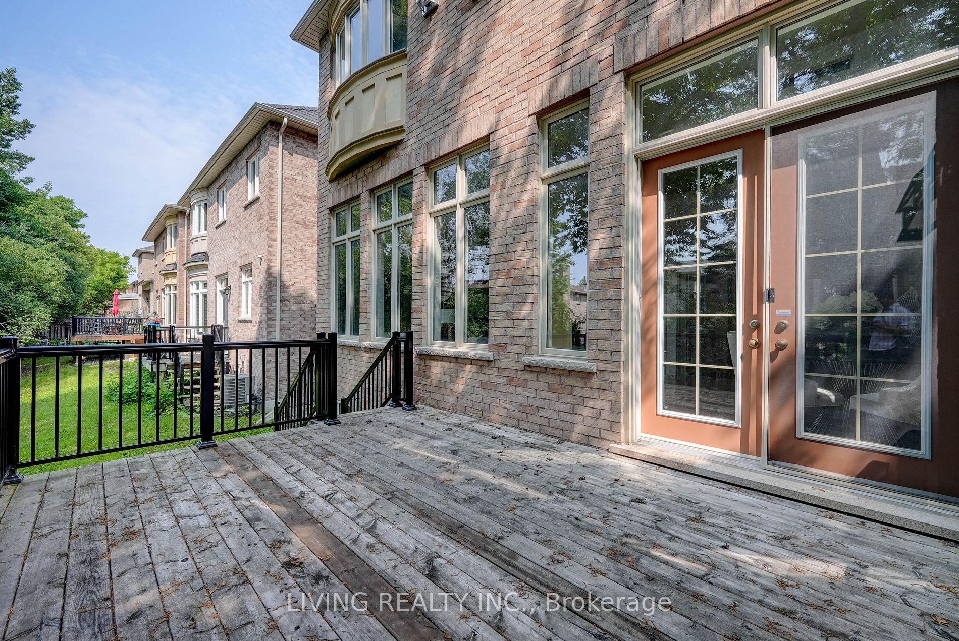 62 Gracedale Dr