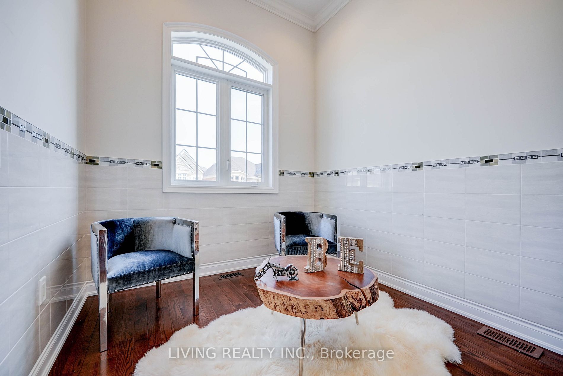 62 Gracedale Dr
