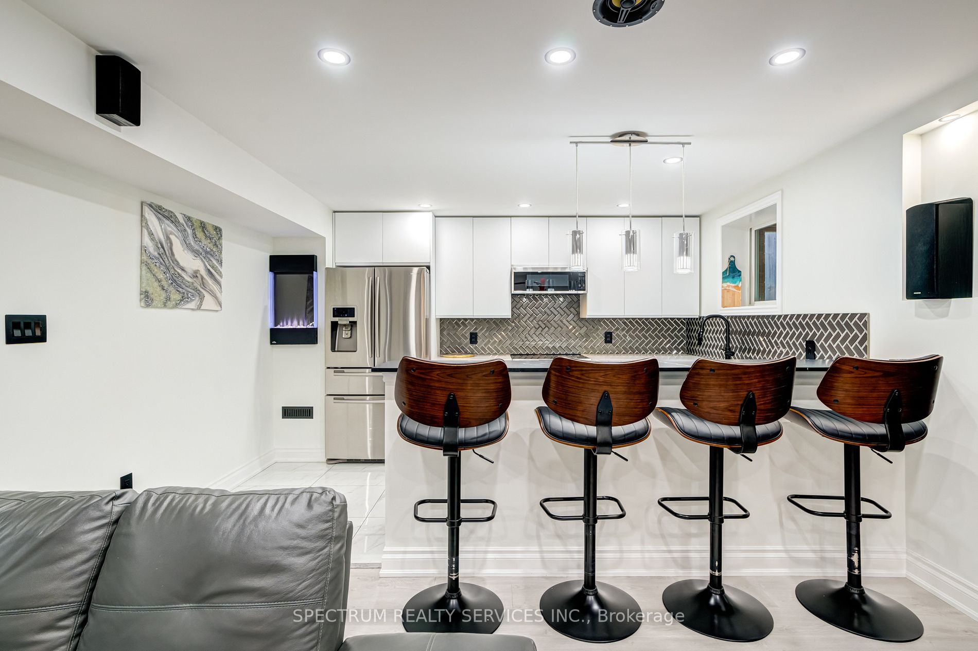 451 Summerlyn Tr