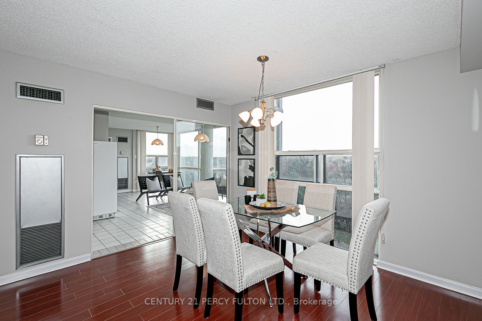 40 Harding Blvd W, #616