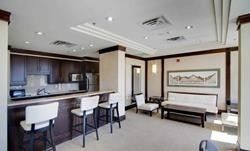 18 Harding Blvd, #406
