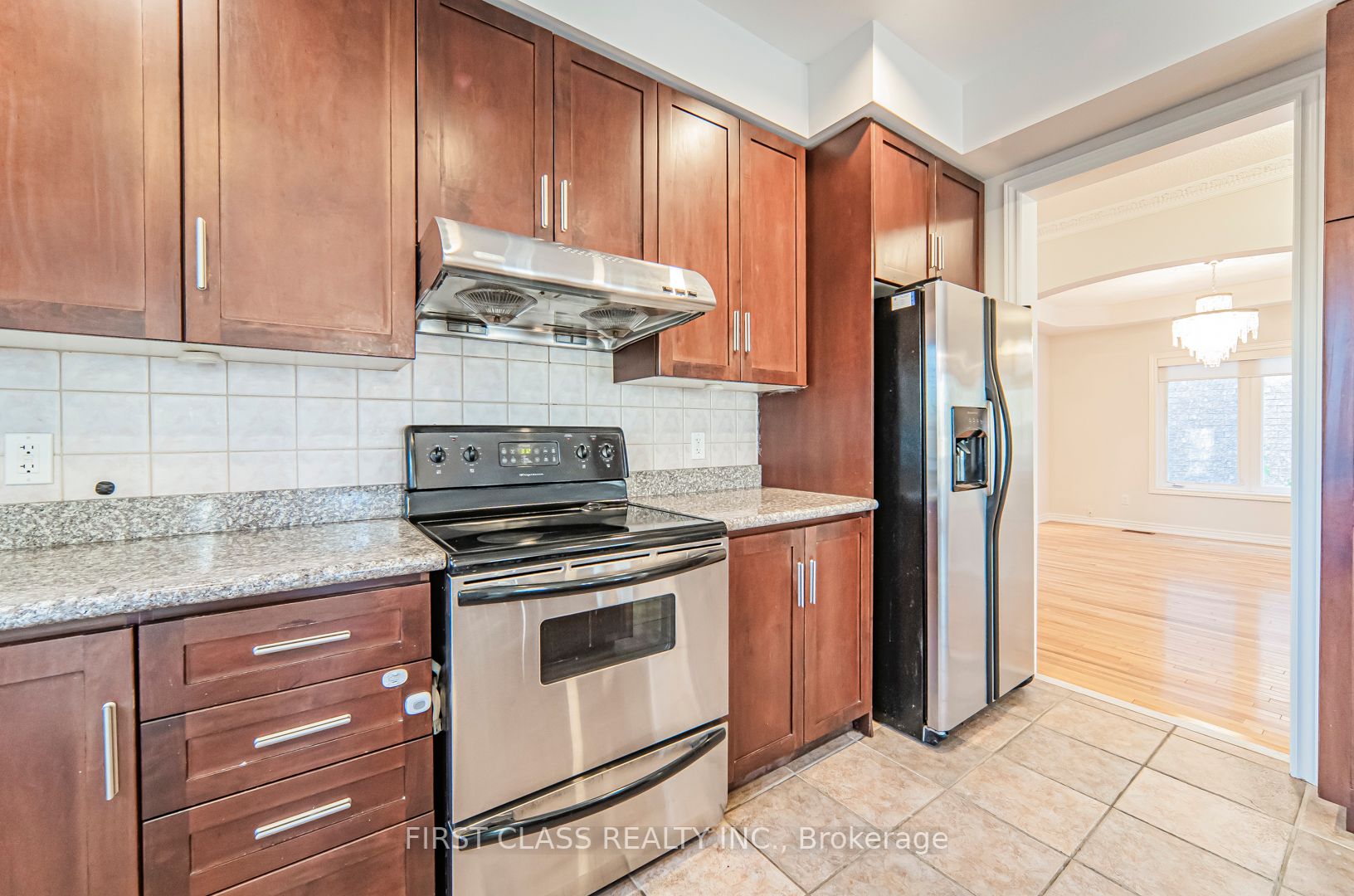 10 Megarry Crt
