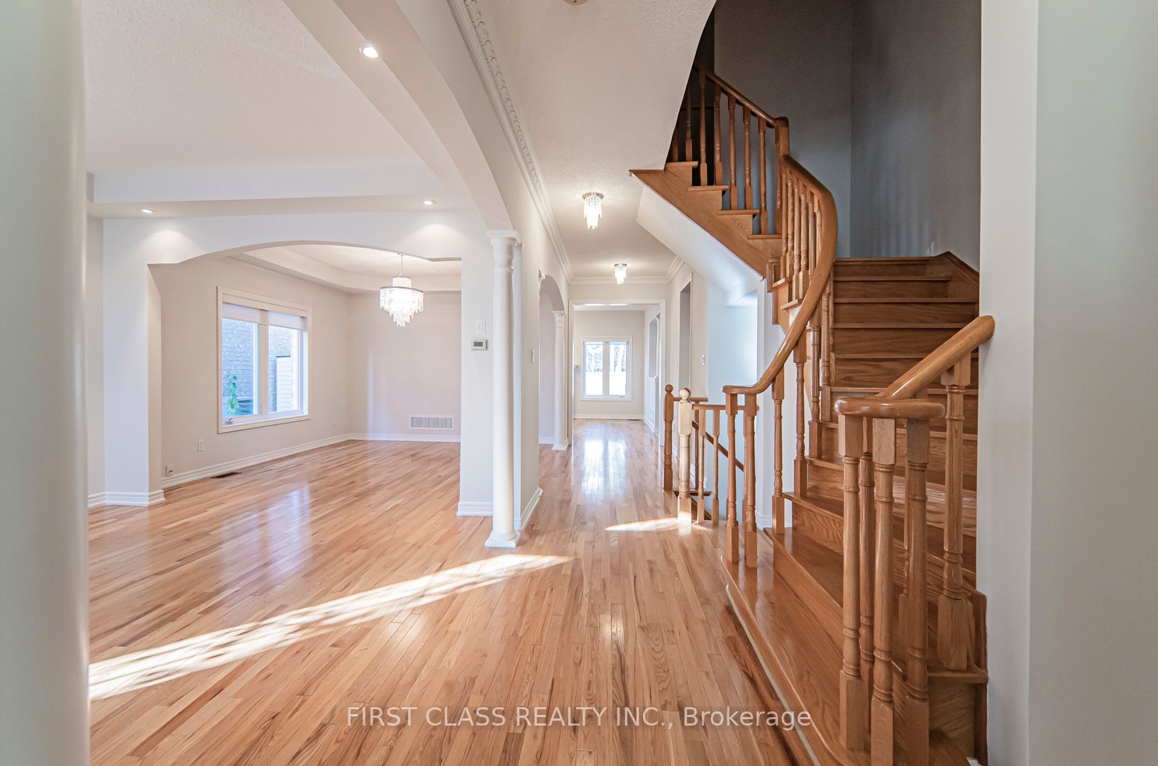 10 Megarry Crt