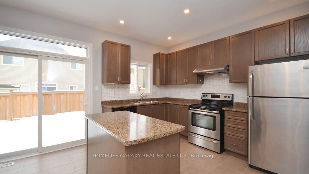 25 Grey Wing Ave