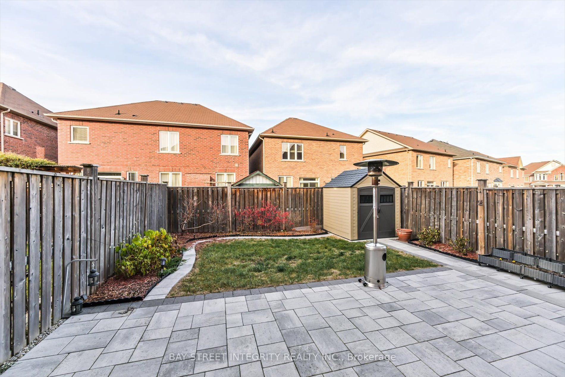 100 Carolina Rose Crescent