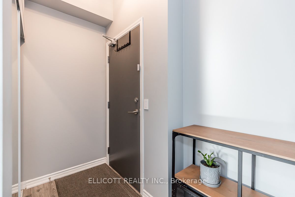 11611 Yonge St, #628