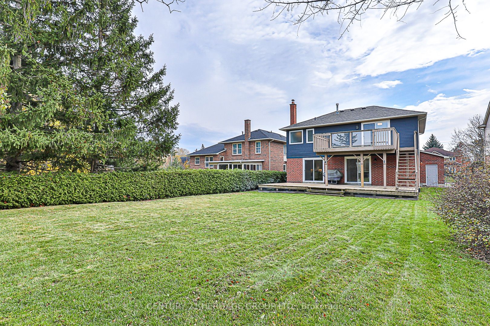 127 Crossland Gate